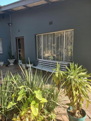 Kwa-Flats Evungu